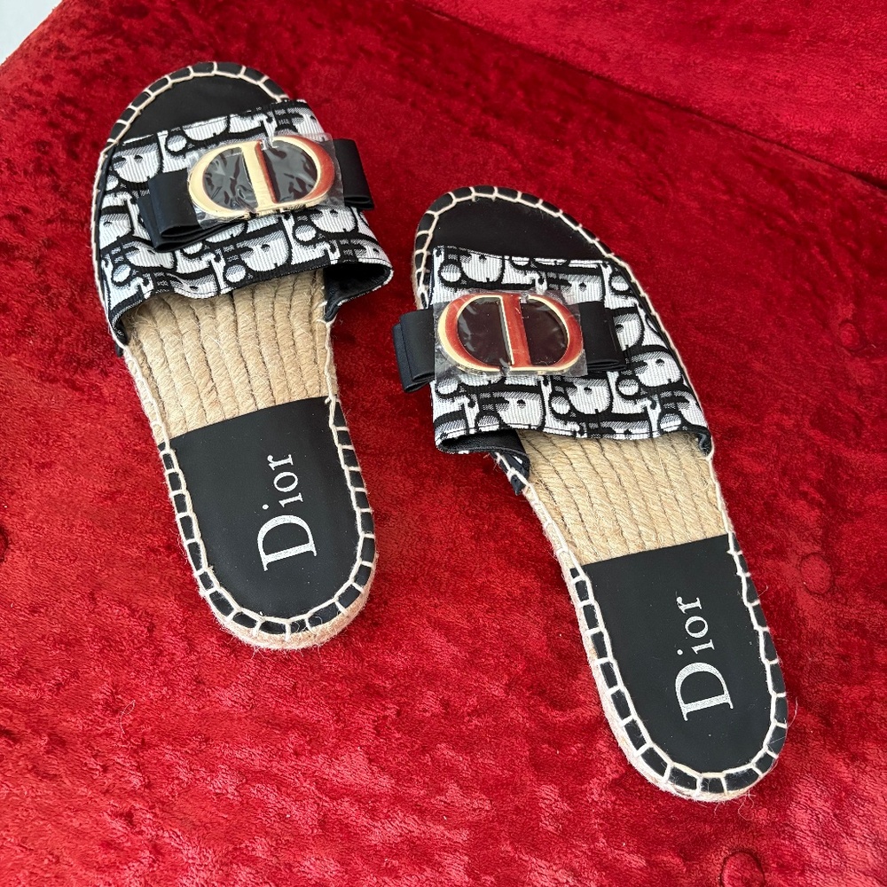 RARE DIOR Black and White Monogram Espadrille Sandals With gold CD Logo Size 41